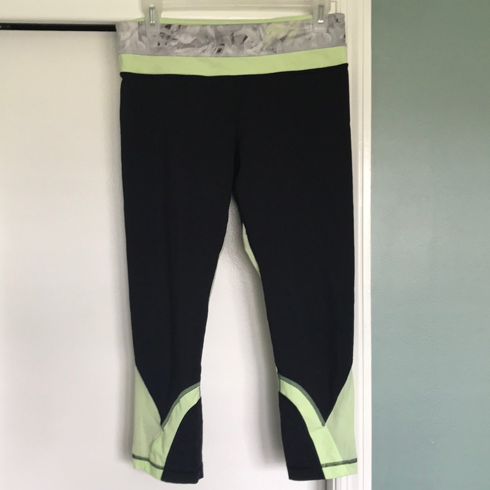 Lululemon run inspire crop